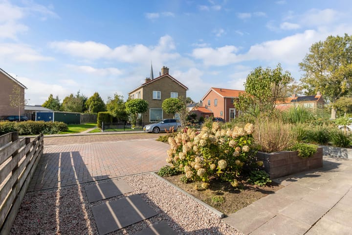 Foto 42 van Meester Vrijburgstraat 11