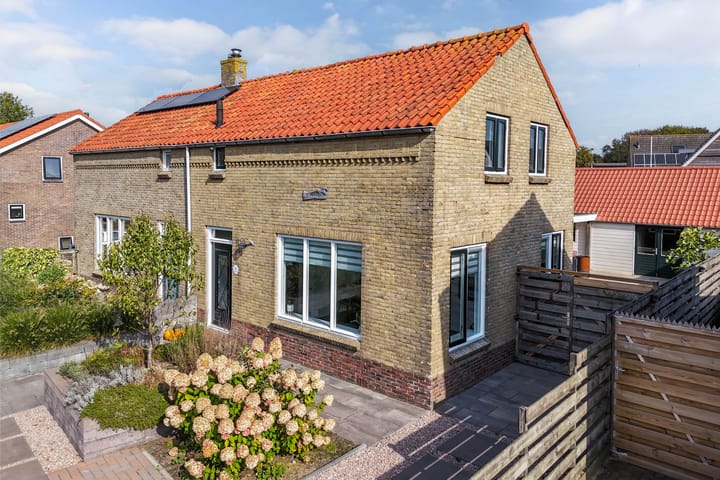 Foto 45 van Meester Vrijburgstraat 11