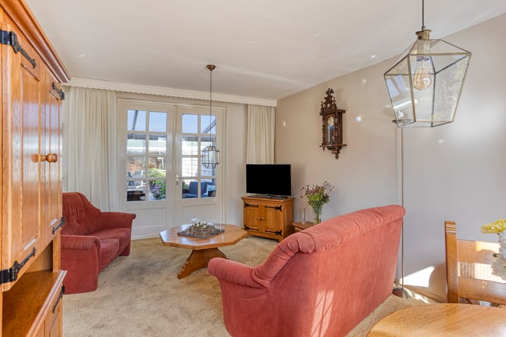 Photo 13 of Tuinstraat 11