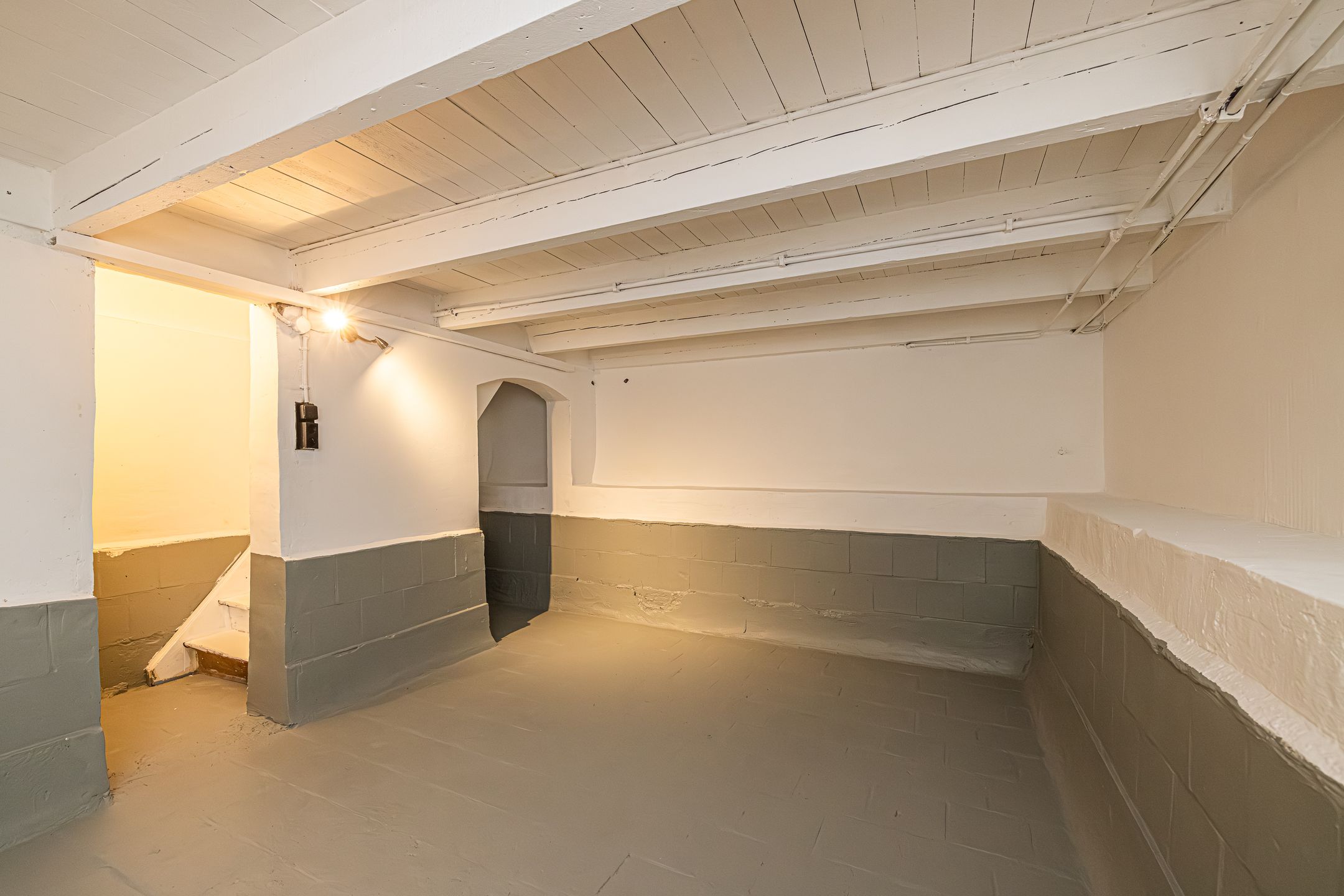 Photo 9 of Weeresteinstraat 101