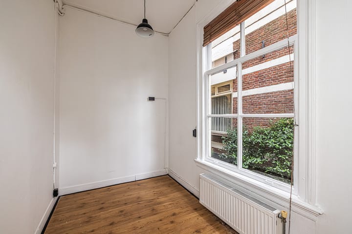 Foto 16 van Weeresteinstraat 101