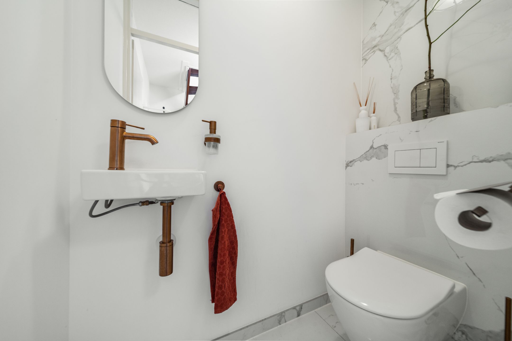 Foto 24 van Oscar Romerolaan 8