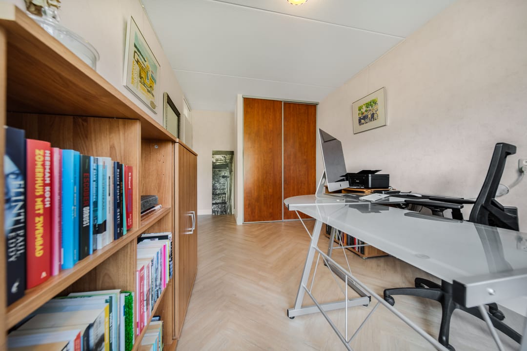 Foto 31 van Oscar Romerolaan 8