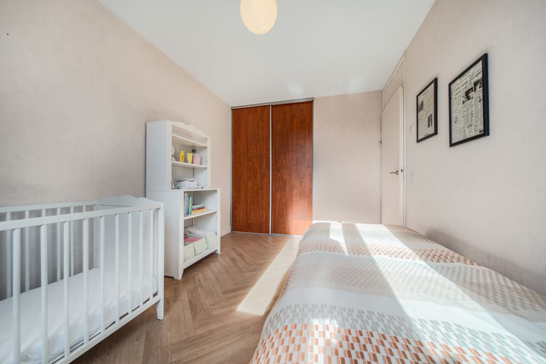 Foto 32 van Oscar Romerolaan 8