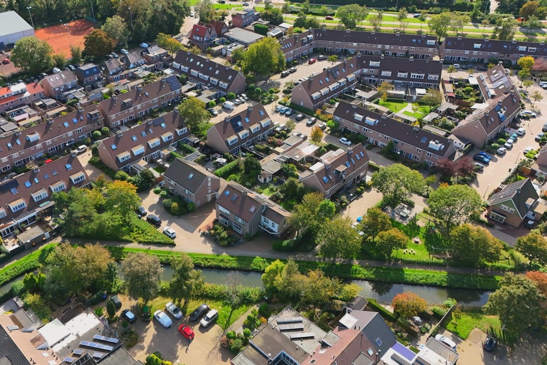 Foto 41 van Oscar Romerolaan 8