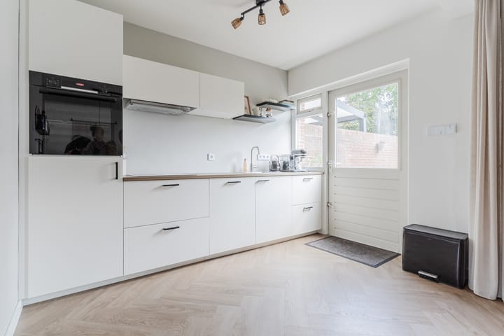 Foto 13 van Prinses Ireneplein 9