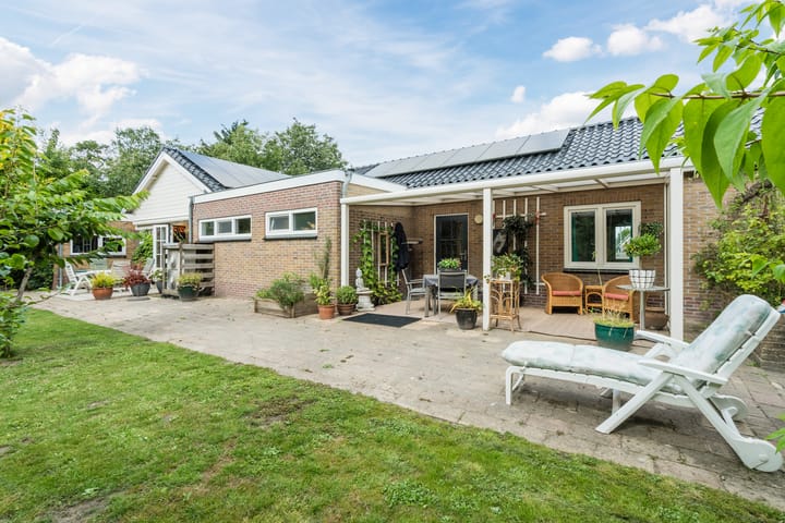 Photo 5 of Oosteinde 6