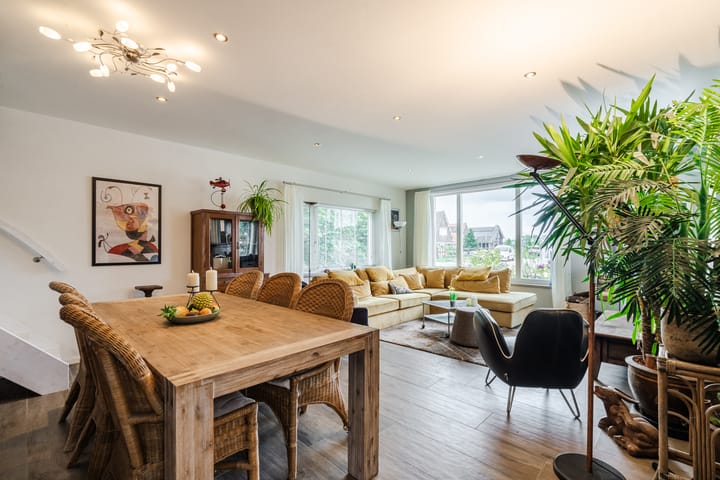 Photo 6 of Oosteinde 6