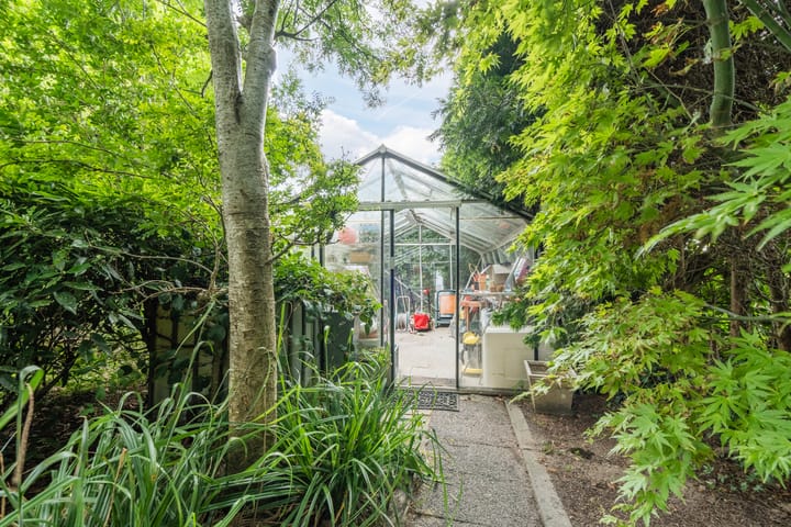 Photo 40 of Oosteinde 6