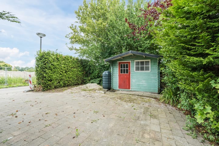 Photo 44 of Oosteinde 6