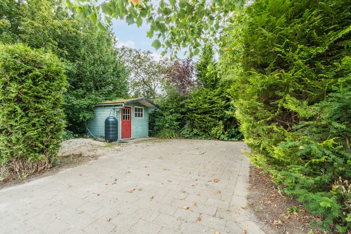 Photo 45 of Oosteinde 6