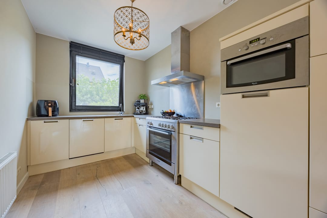 Foto 13 van Witte Emille 8