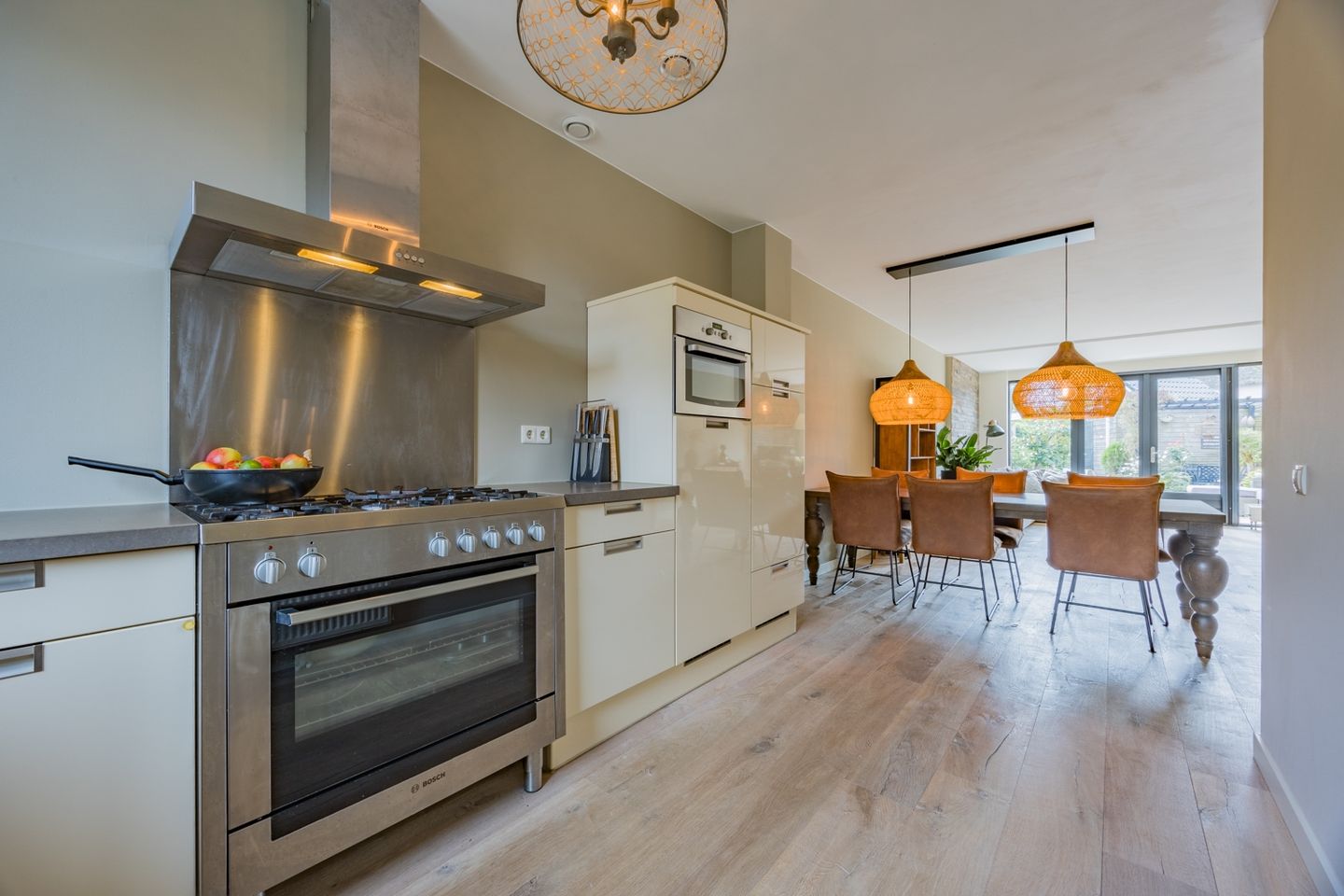 Foto 14 van Witte Emille 8