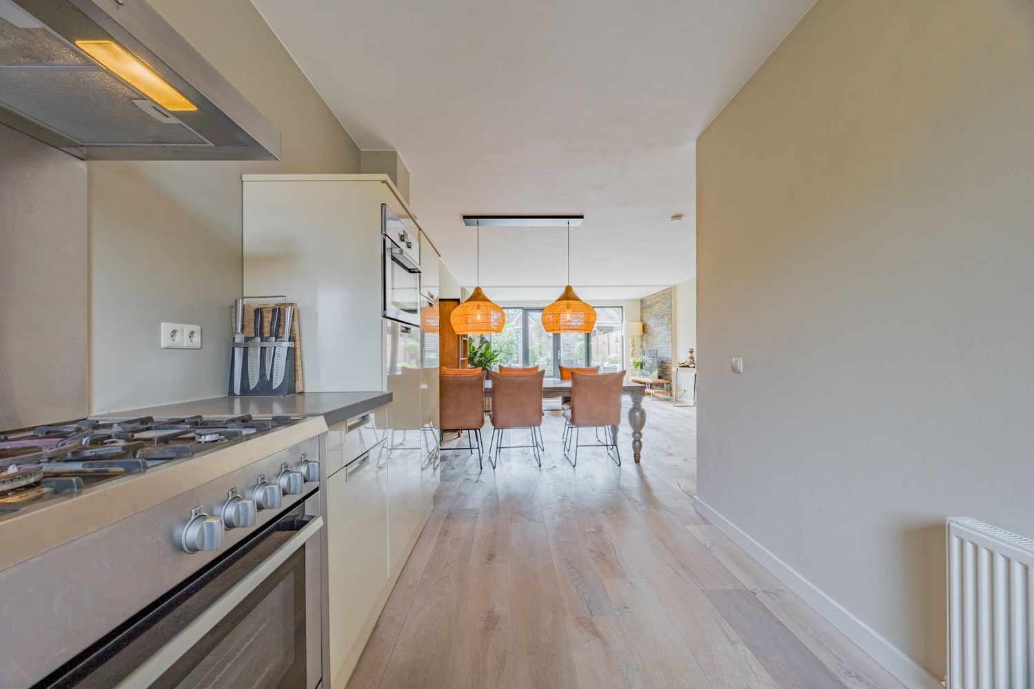 Foto 15 van Witte Emille 8