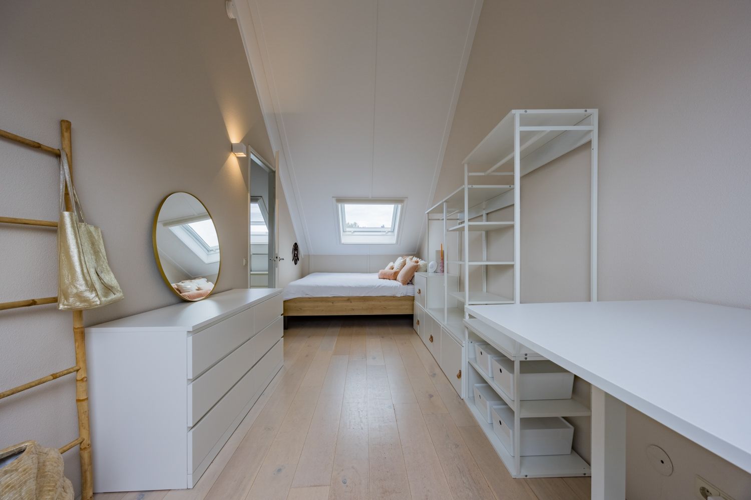 Foto 30 van Witte Emille 8