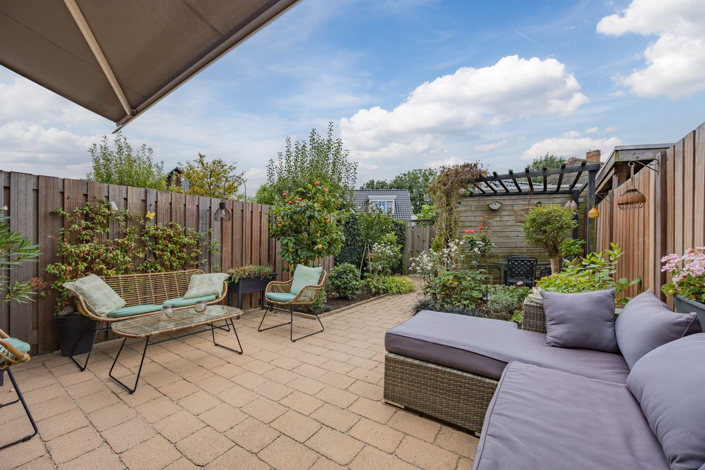 Foto 35 van Witte Emille 8