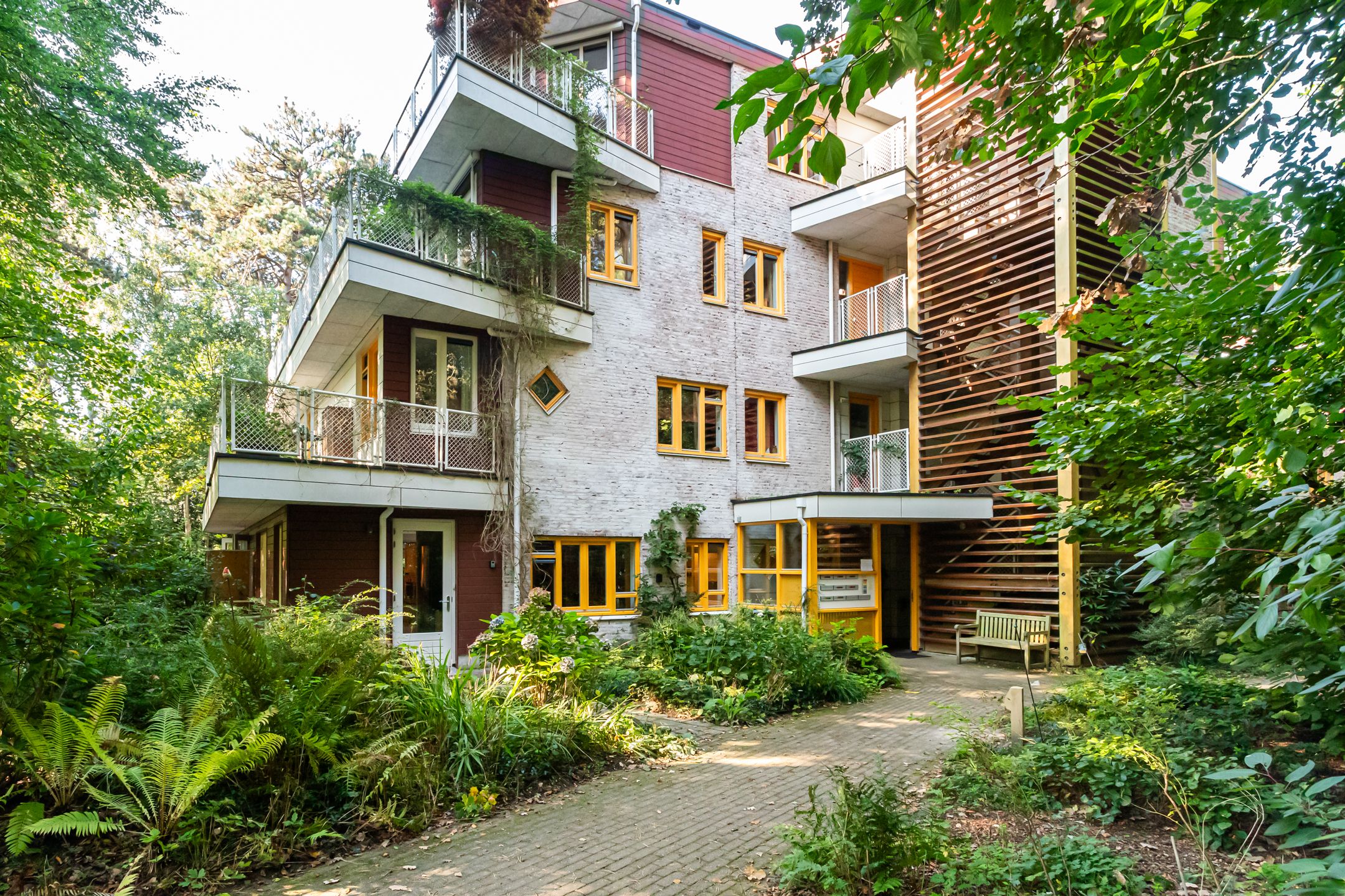 Foto 3 van Drieklinken 103