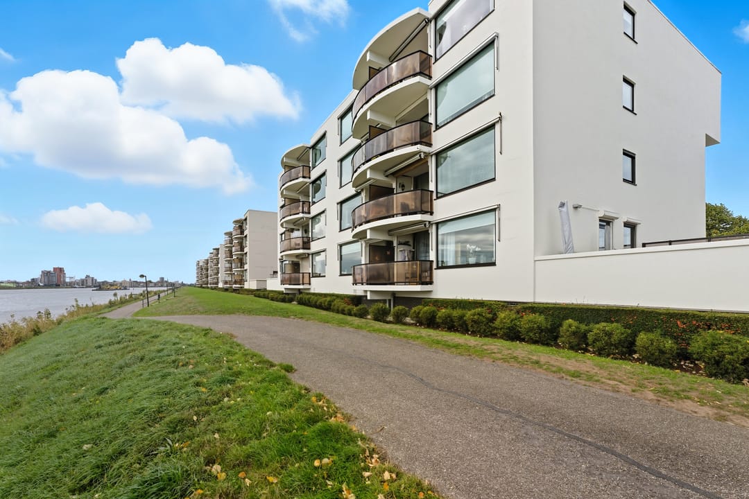 Foto 37 van Pontonniersweg 438