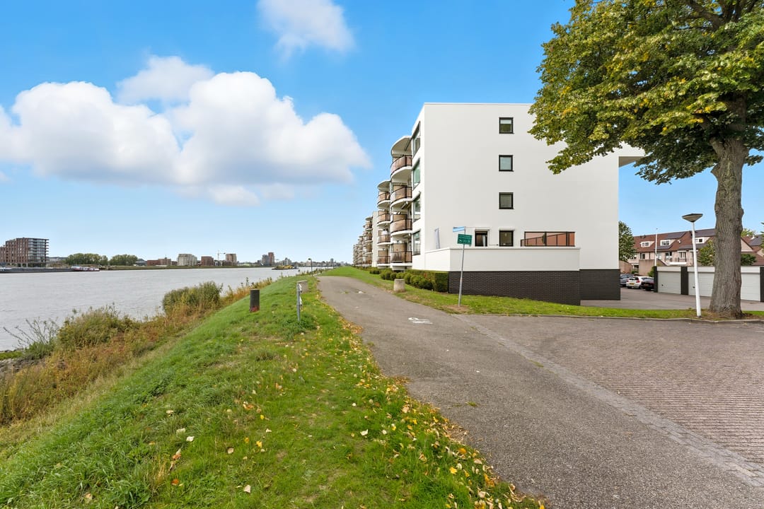 Foto 38 van Pontonniersweg 438