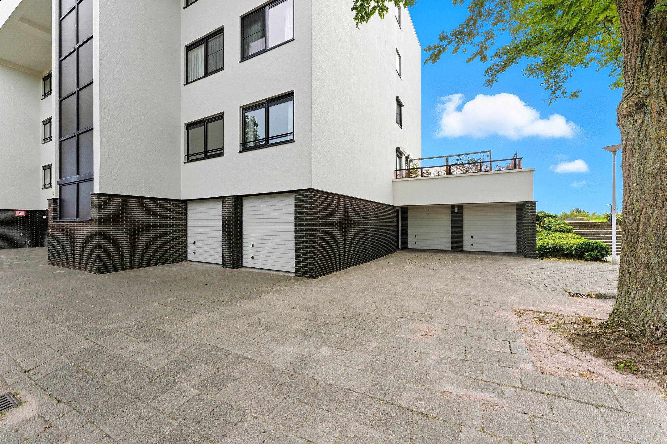 Foto 39 van Pontonniersweg 438