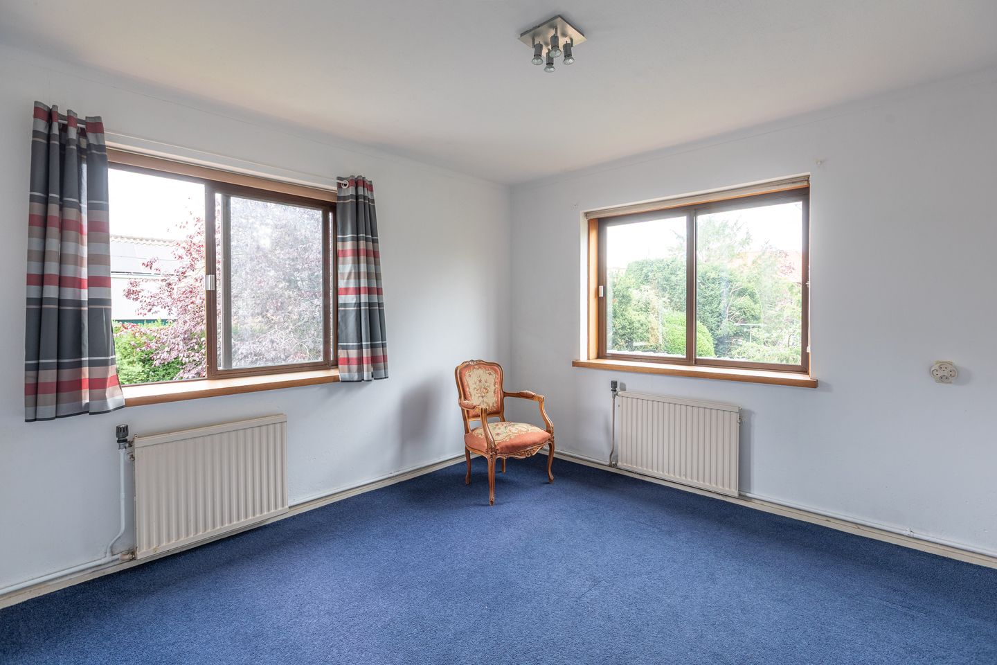 Foto 25 van Ruys de Beerenbrouckstraat 30