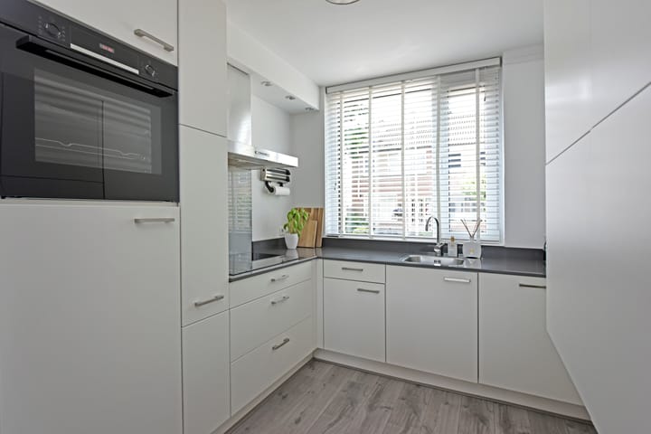 Foto 8 van Elzenstraat 10