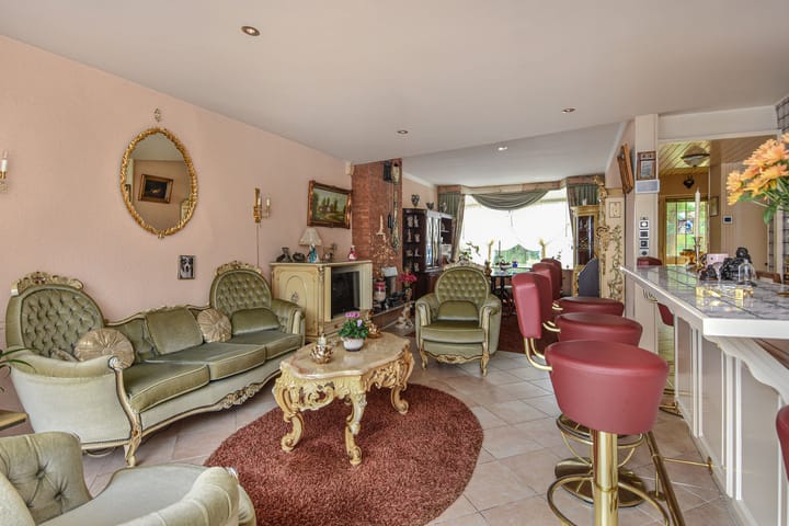 Foto 7 van Rozemarijn 81