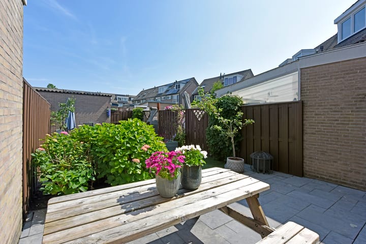 Foto 30 van Elzenstraat 10