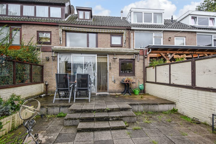 Foto 38 van Rozemarijn 81