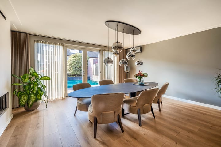 Foto 12 van Koninginnelaan 107