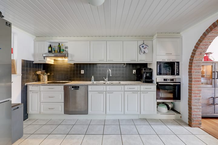 Photo 4 of Schoolstraat 12