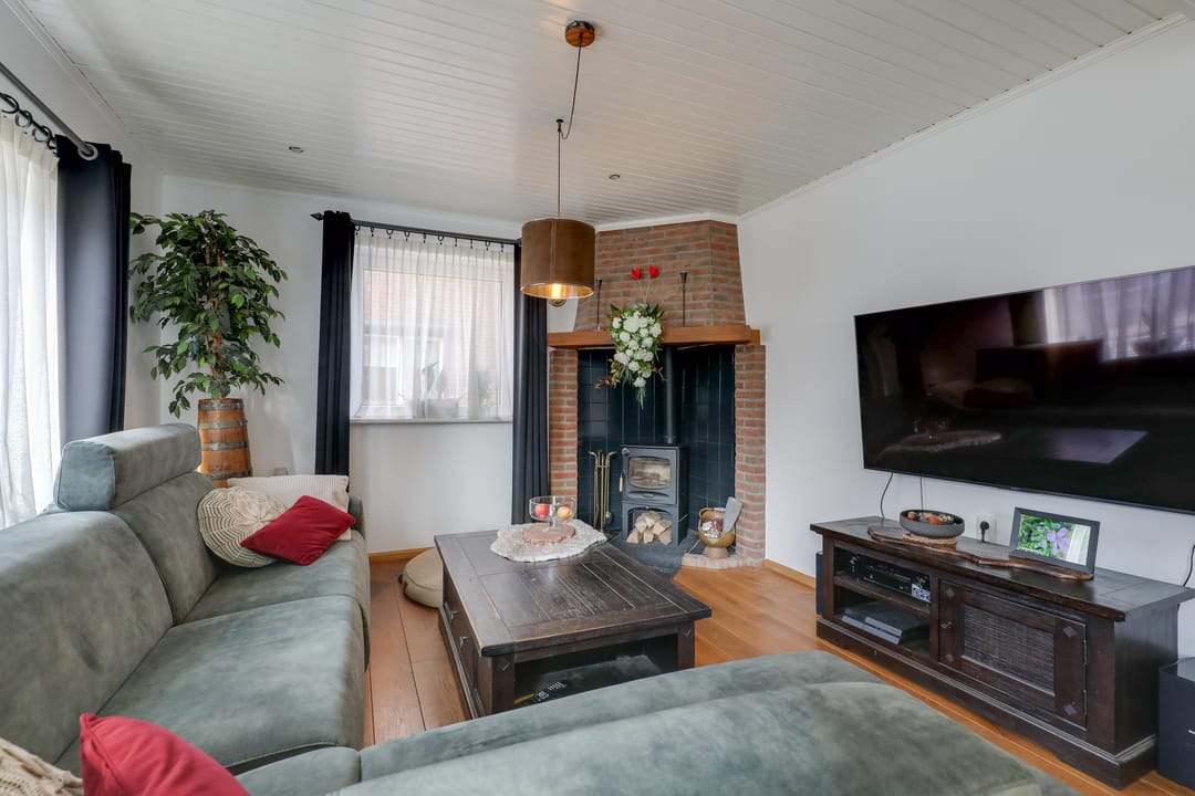 Photo 13 of Schoolstraat 12