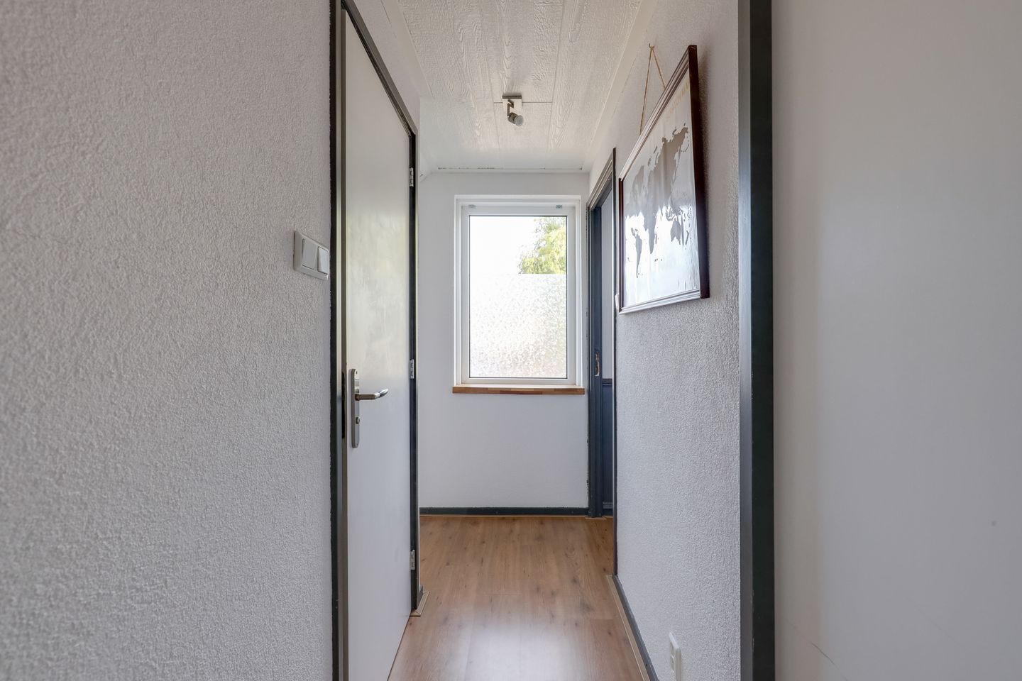 Photo 19 of Schoolstraat 12