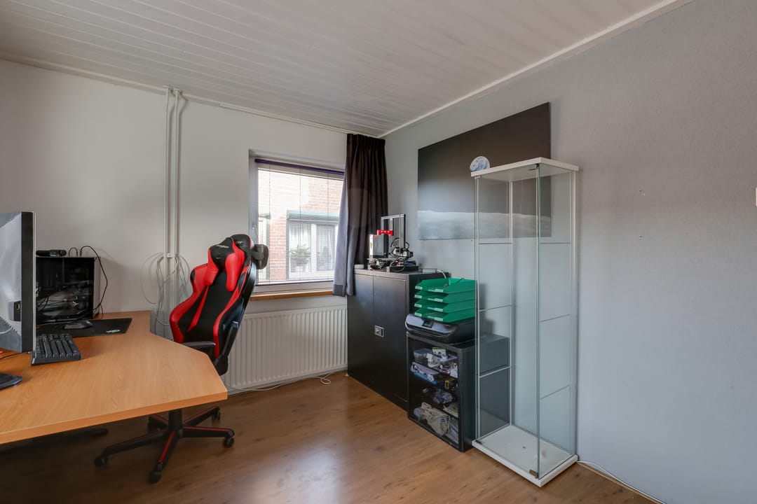 Photo 23 of Schoolstraat 12