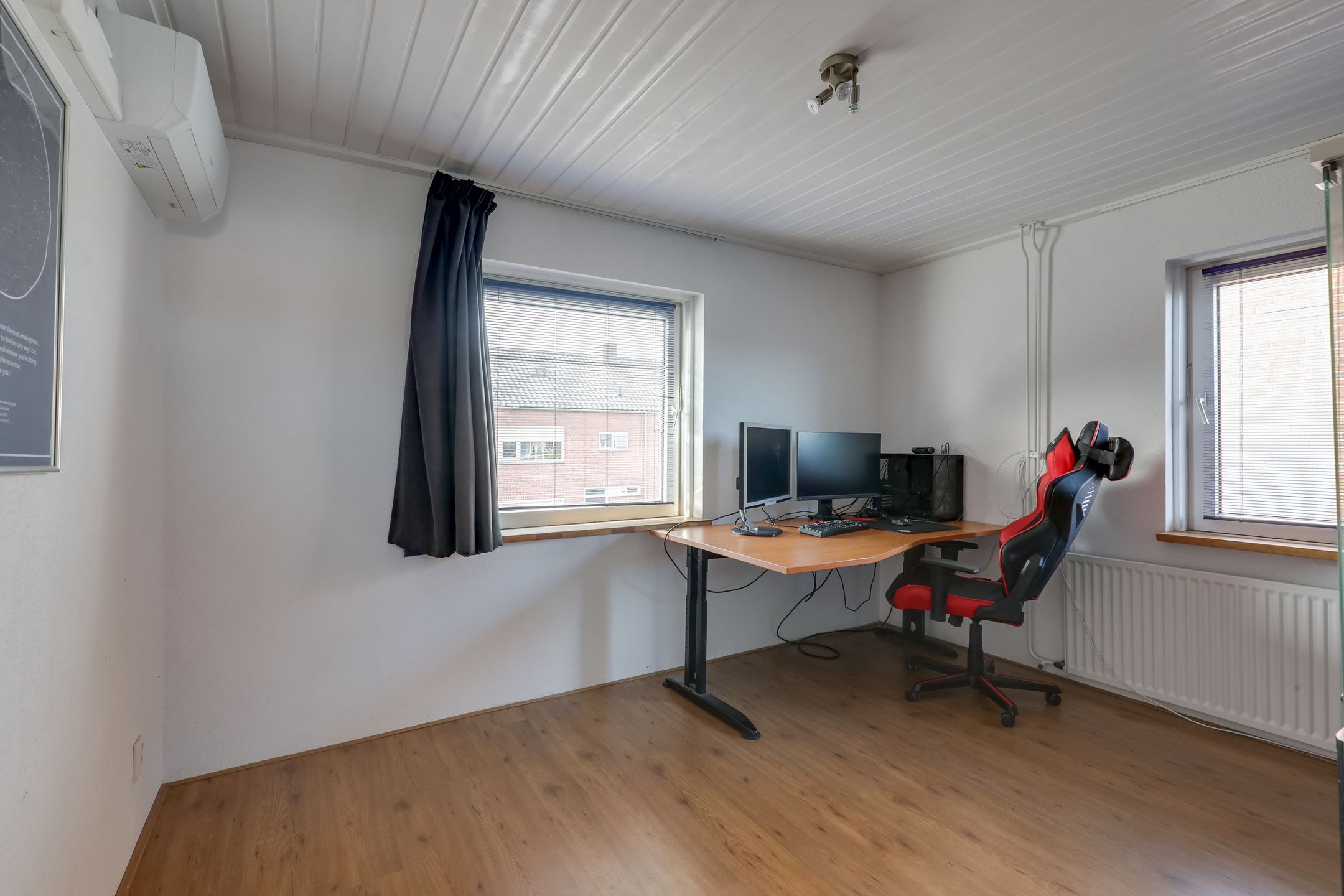 Photo 24 of Schoolstraat 12