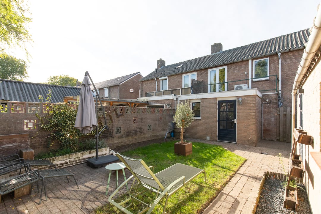 Photo 32 of Schoolstraat 12