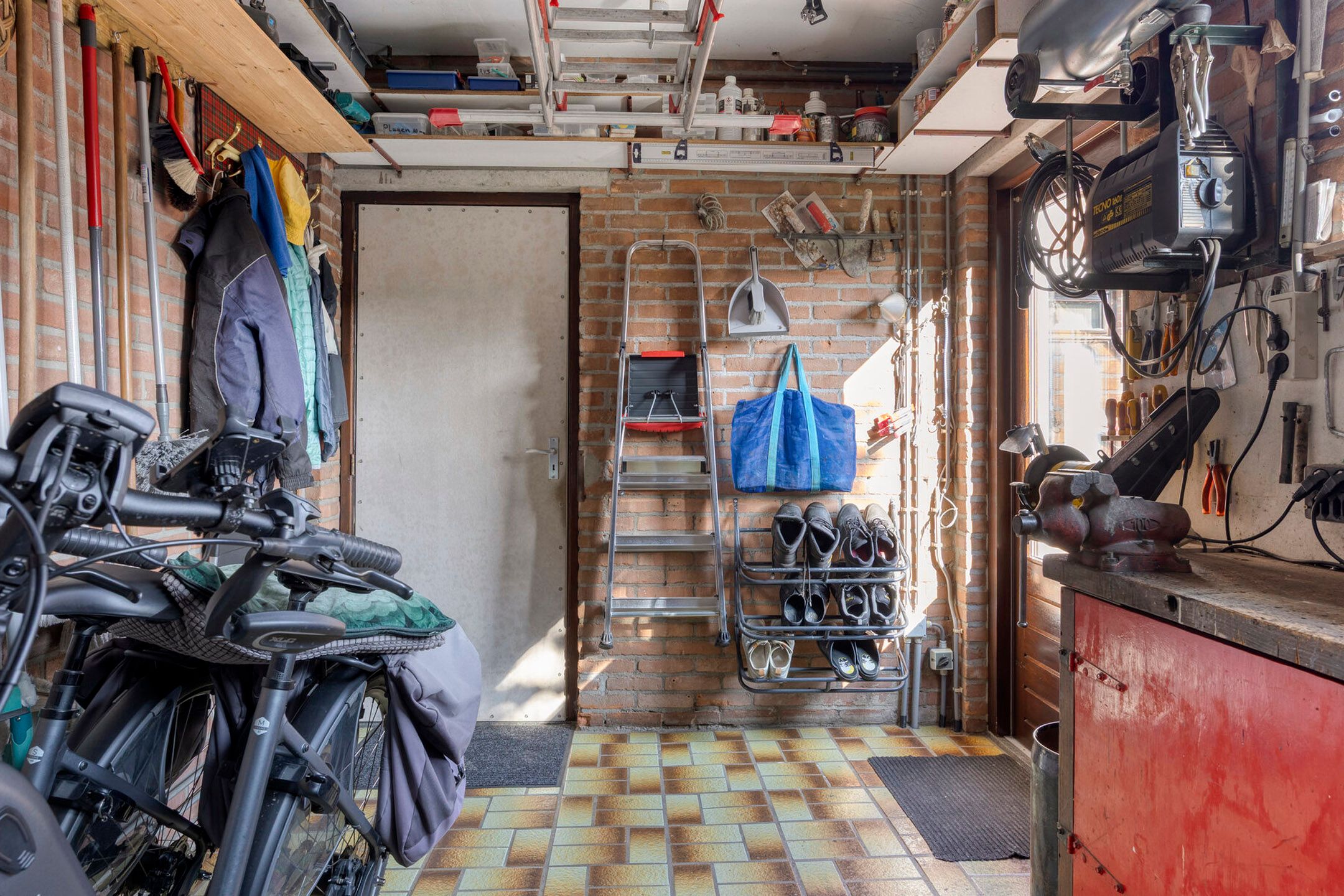 Photo 18 of Korenbloemstraat 8