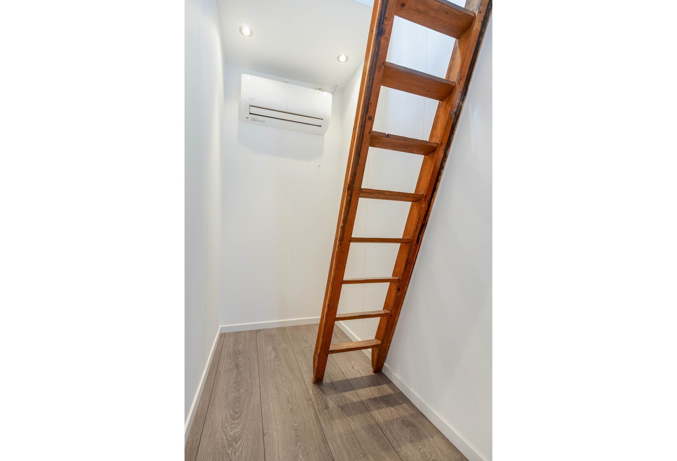 Foto 30 van Luciastraat 79