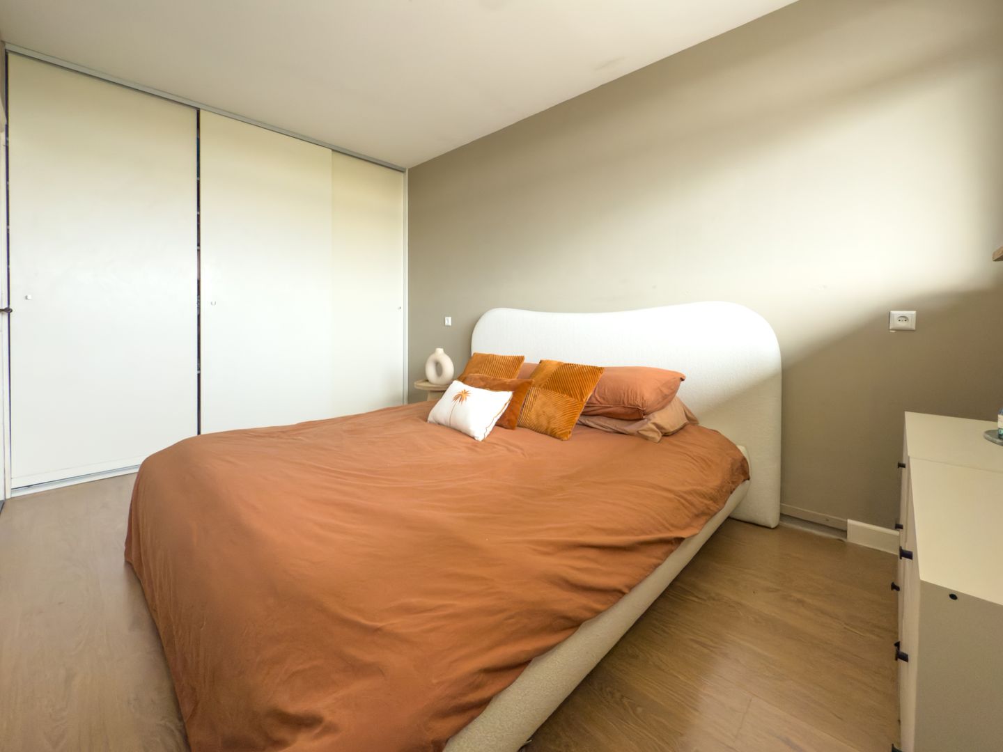 Foto 19 van Louis Couperusplaats 281