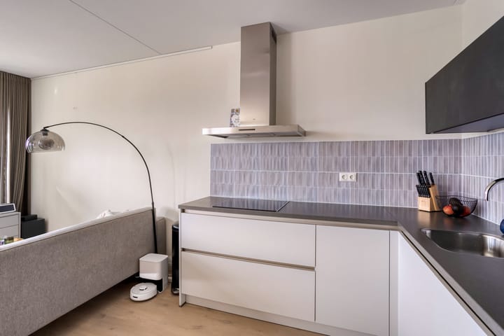 Foto 15 van Frederik Hendriklaan 50-C07