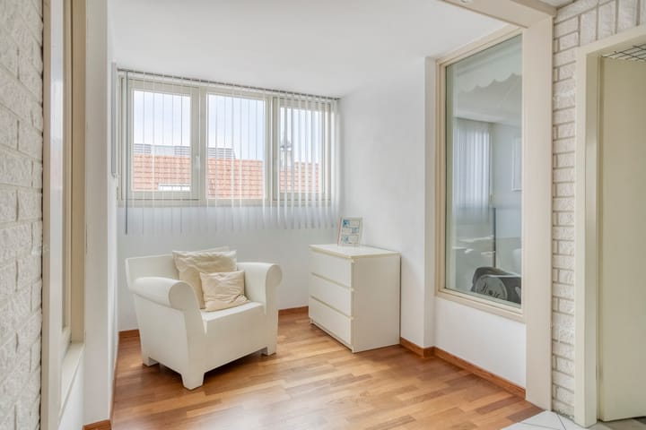 Photo 19 of Zevenbergseweg 23-A