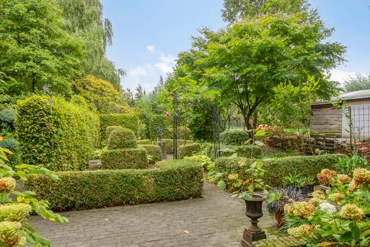 Photo 34 of Zevenbergseweg 23-A