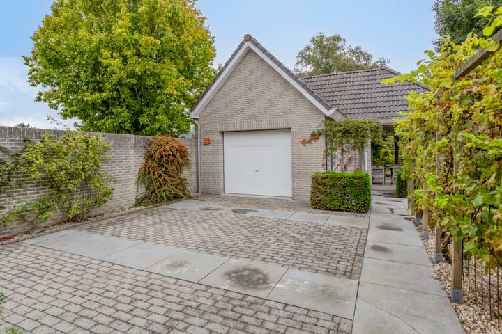 Photo 40 of Zevenbergseweg 23-A