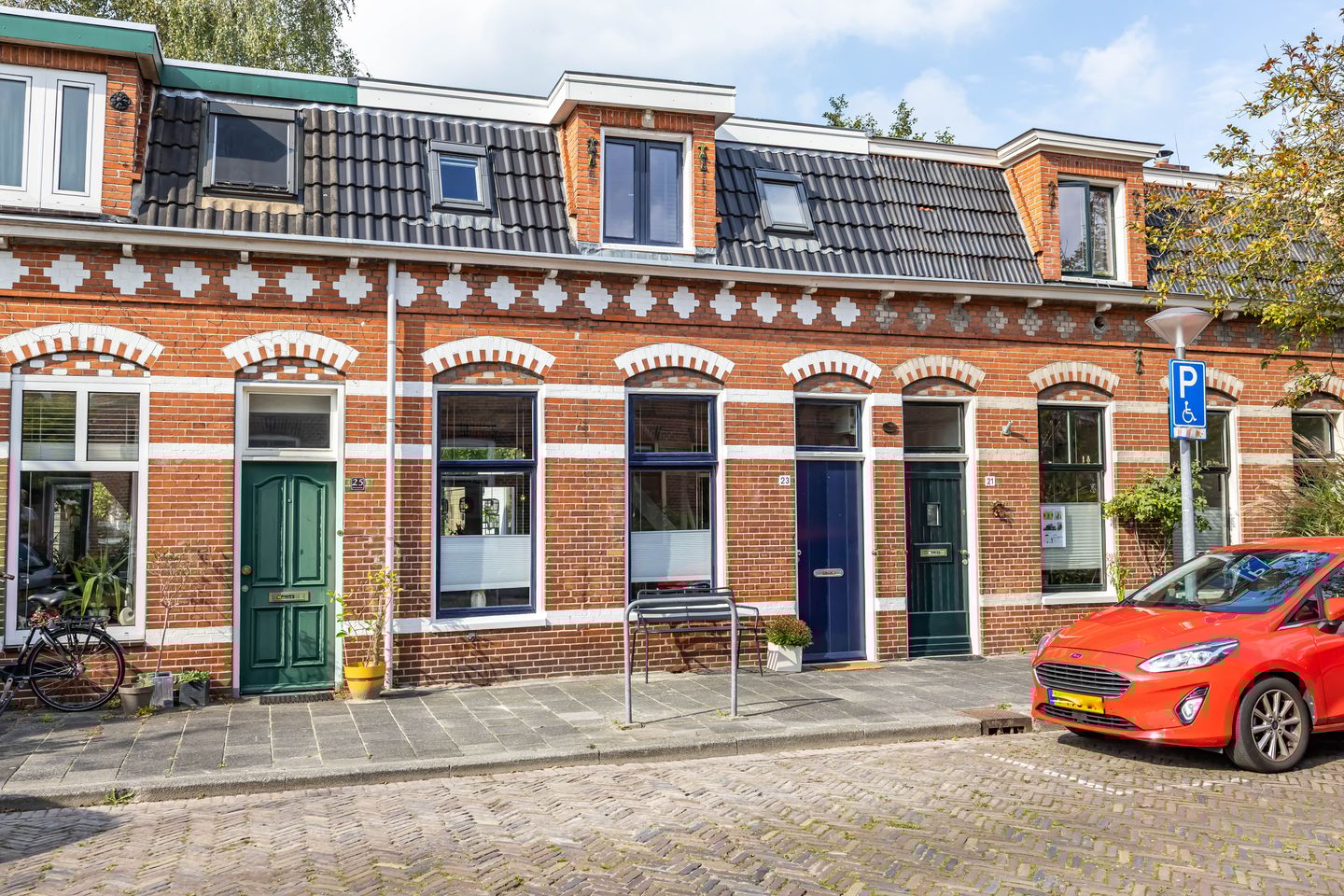 Photo 1 of Tweede Spoorstraat 23