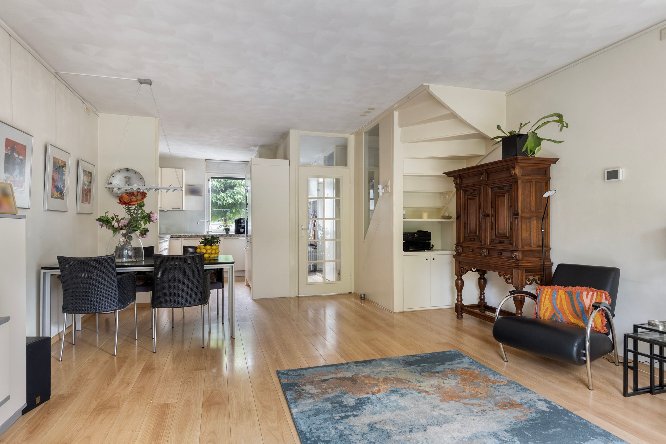 Photo 12 of Deborah Hoeve 55