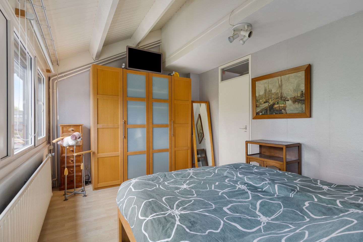 Photo 25 of Deborah Hoeve 55