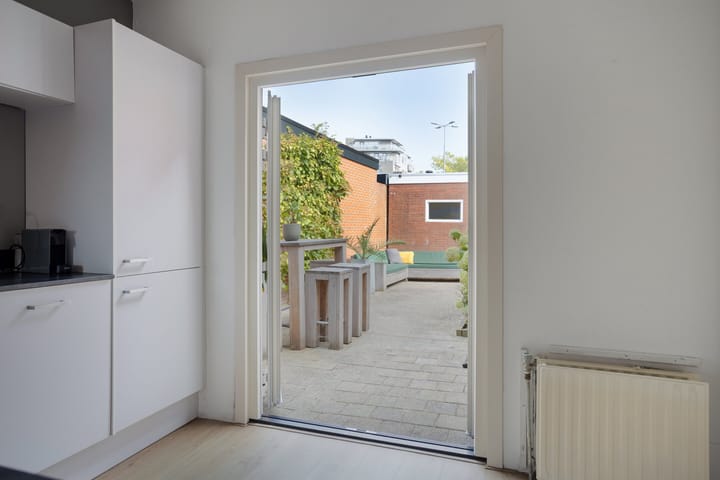 Foto 19 van Sarastraat 22