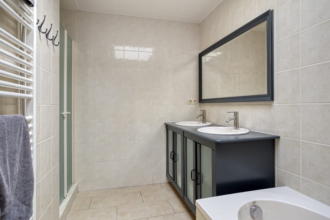 Foto 31 van Sarastraat 22