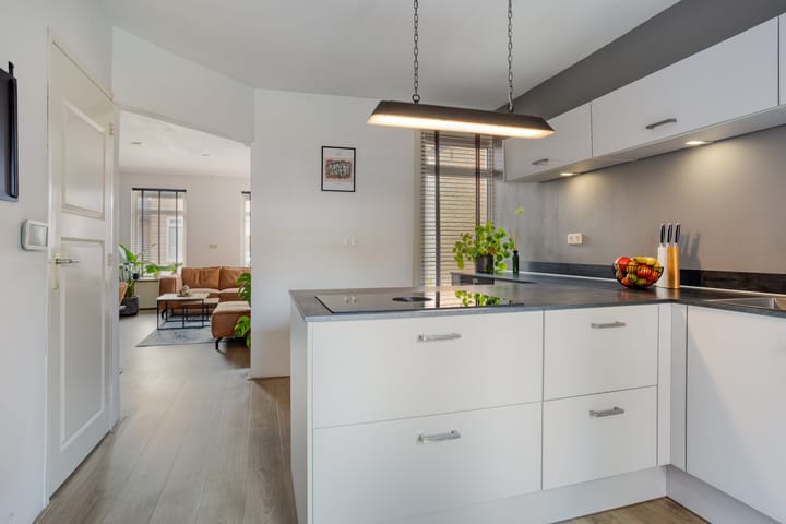 Foto 27 van Sarastraat 22