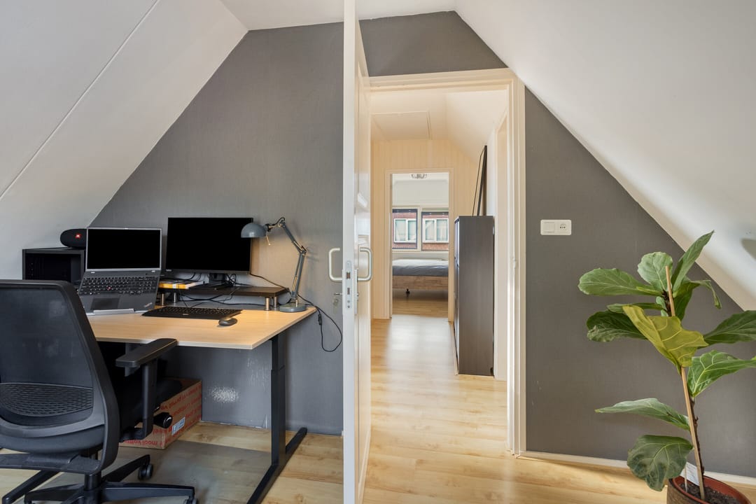 Foto 46 van Sarastraat 22